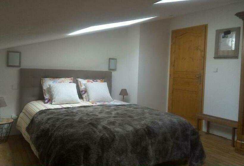 تختخواب و صبحانه Chambre D Hôtes De Marie