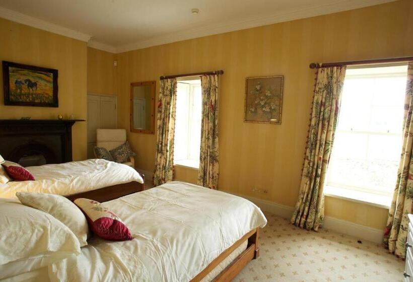 مبيت وإفطار Grange Manor