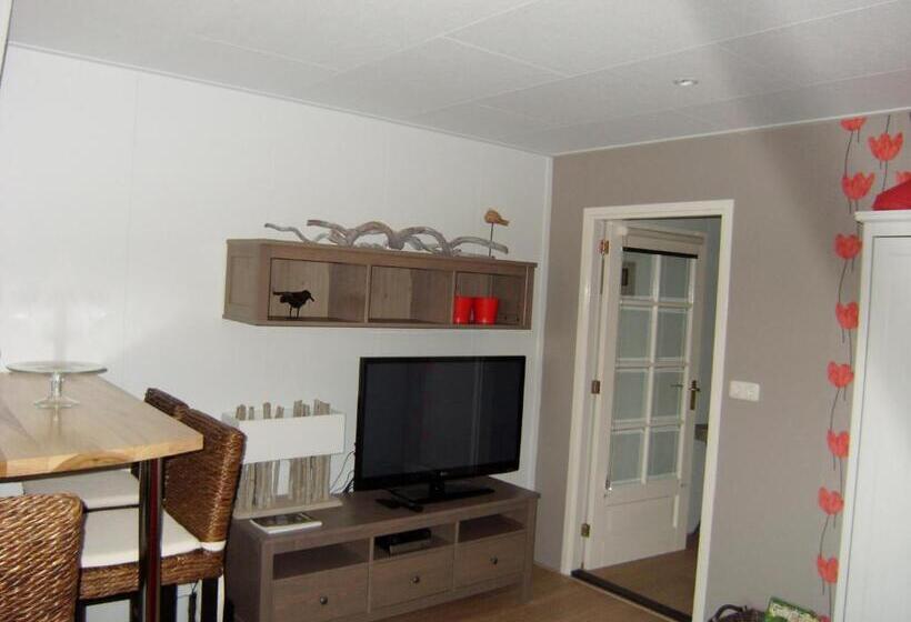 צימר In De Wolken