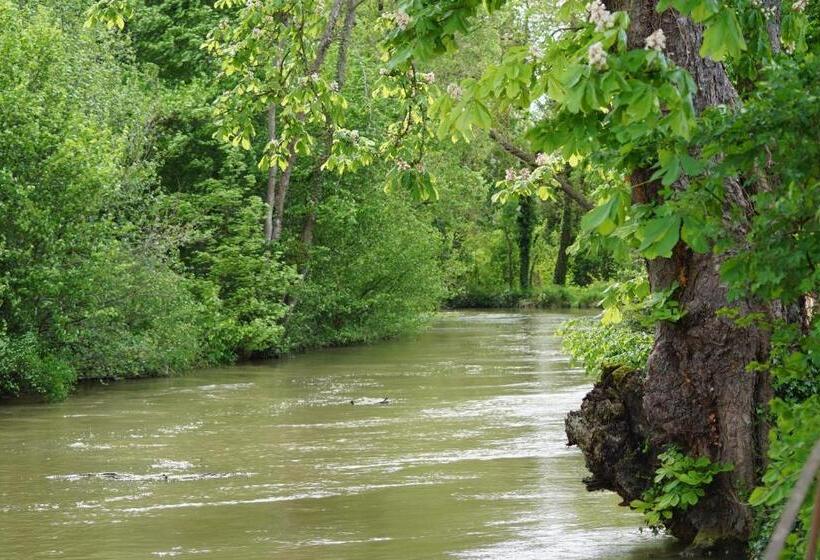 צימר Le Moulin D Eclaron