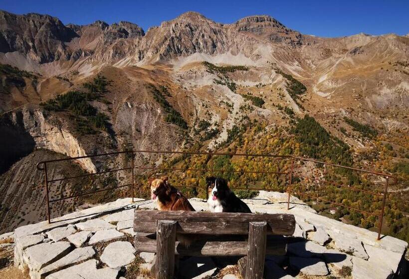 مبيت وإفطار Les Marmottes D Estenc