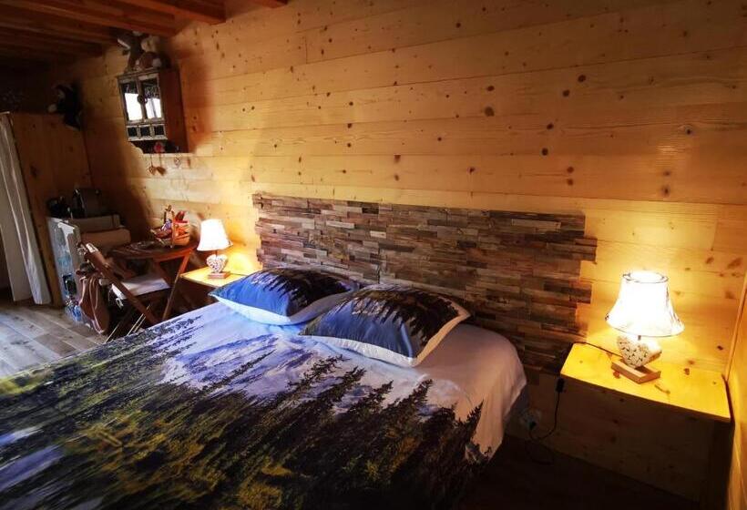 مبيت وإفطار Les Marmottes D Estenc