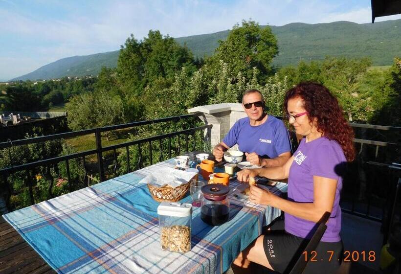 Chez Nous. B & B