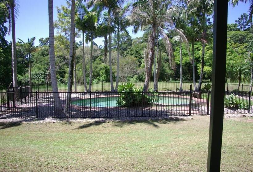 汽车旅馆  The Bushranger Hideaway