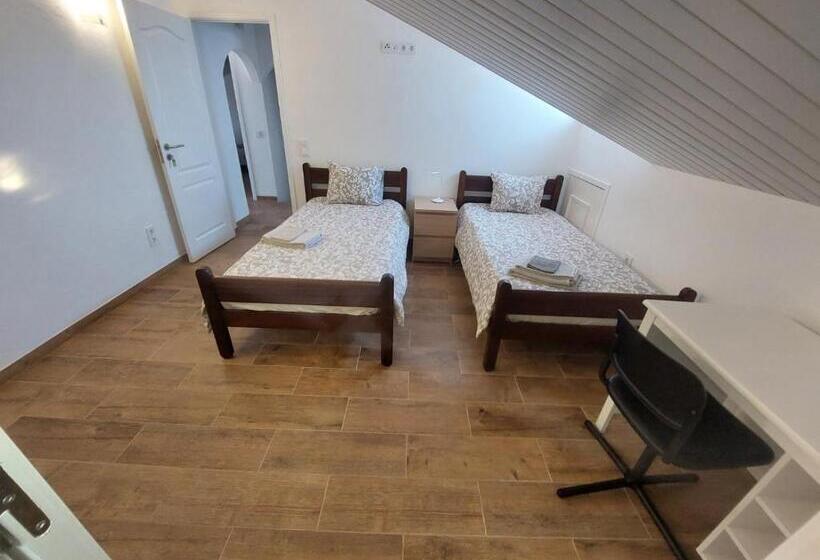 بنسيون Casa Da Lardosa