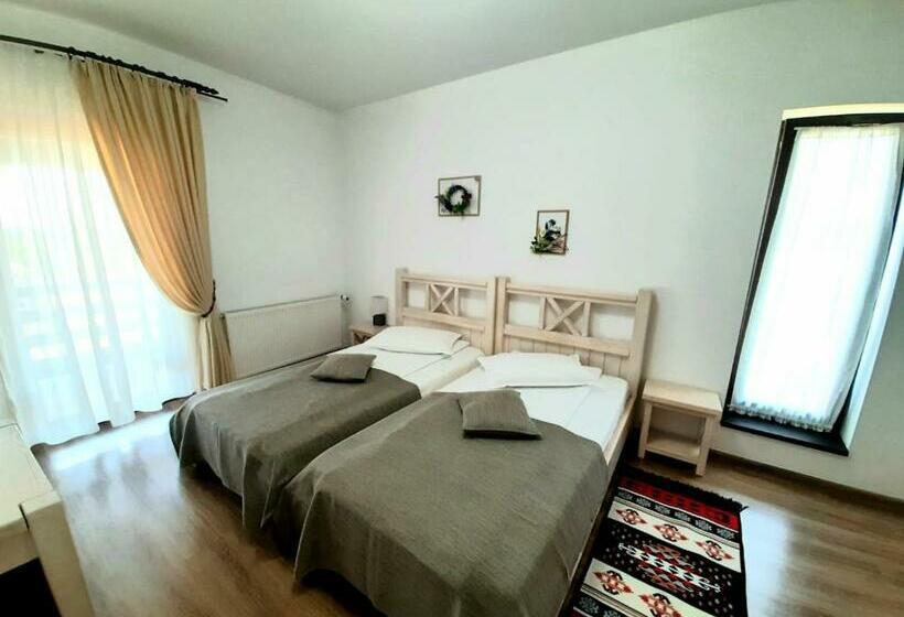 بنسيون Dor De Casa