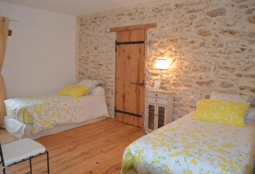 بنسيون Gîte Du Clos Sébastien