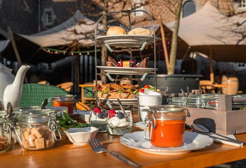 مبيت وإفطار Landgoed Kasteel Limbricht