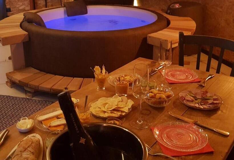 住宿加早餐 Au Soleil Vert Chambre De Charme Avec Spa Et Sauna Privés