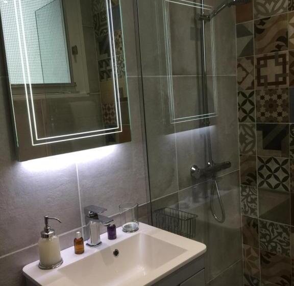 ベッドアンドブレックファースト Chez Montiz