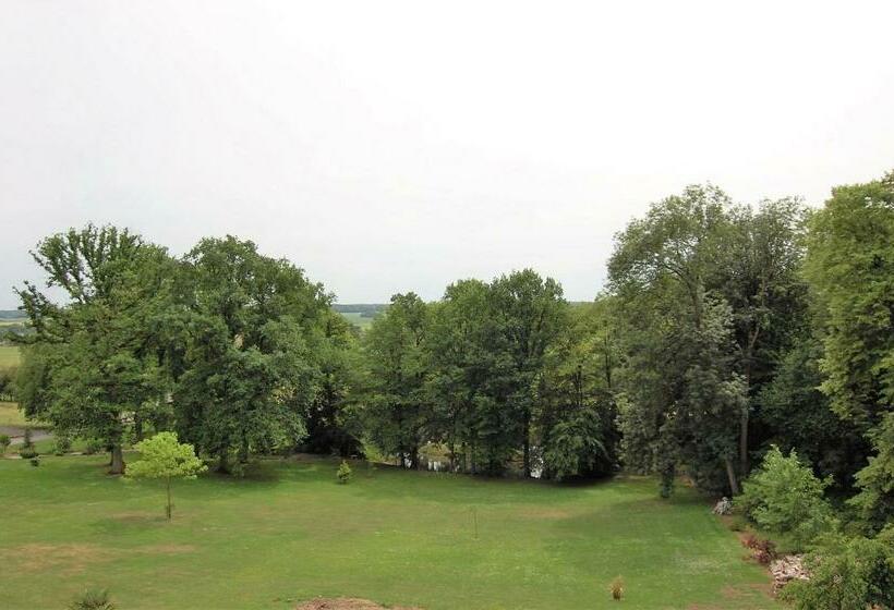 مبيت وإفطار Château De Broyes