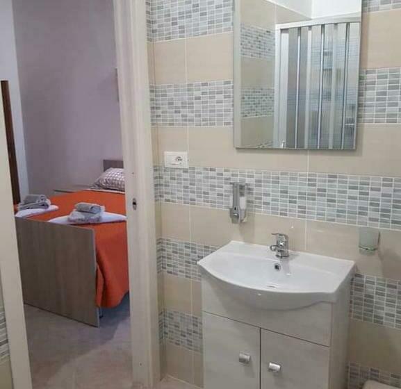 مبيت وإفطار L Oasi Di Rosi   Affittacamere