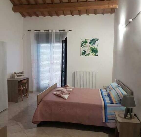 مبيت وإفطار L Oasi Di Rosi   Affittacamere