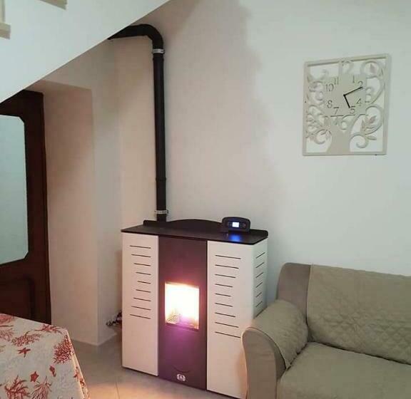 مبيت وإفطار L Oasi Di Rosi   Affittacamere