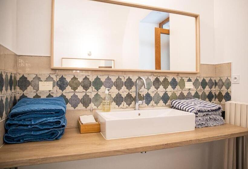Bed and Breakfast Les Yourtes De Provence