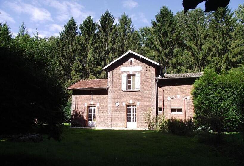 Bernafay Wood B&b