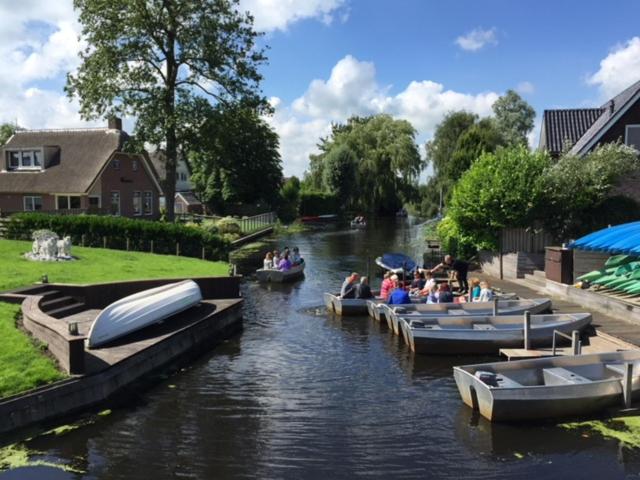 فندق Eetcafé  T Dûke Lûk