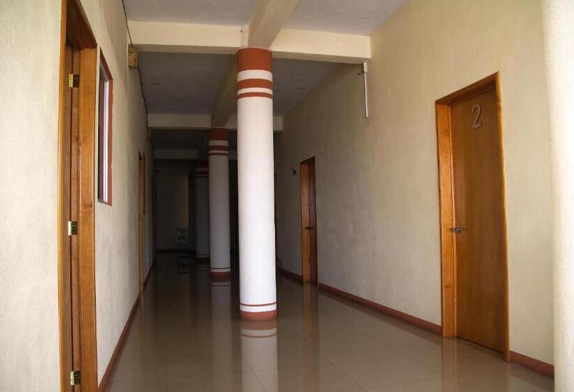 فندق Oyo  Trigos De Oro