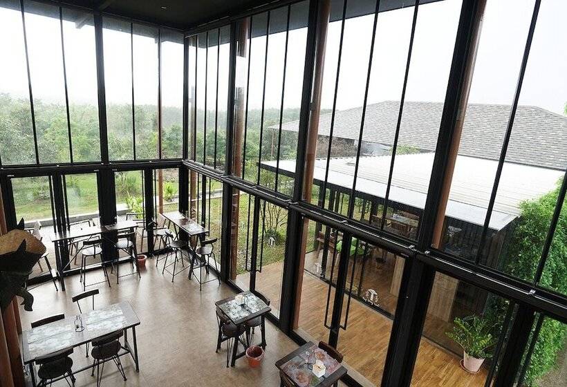 Hug Jang Loei Garden & Resort