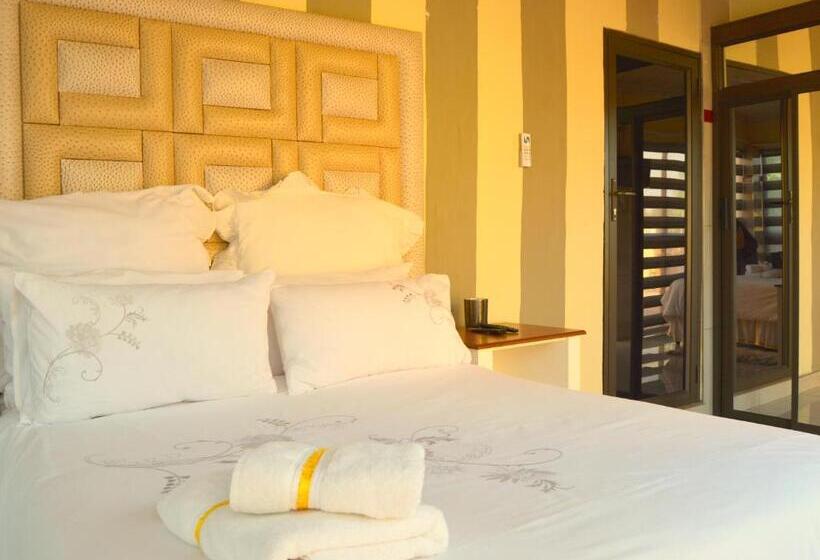 ペンション Selamod Village Guest House