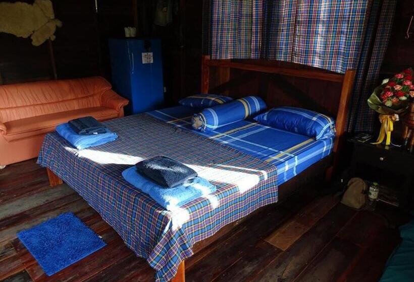 بنسيون Stonewood Cowboy City Resort