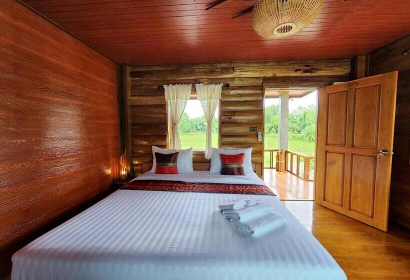 אתר נופש Chill House Mae Sariang