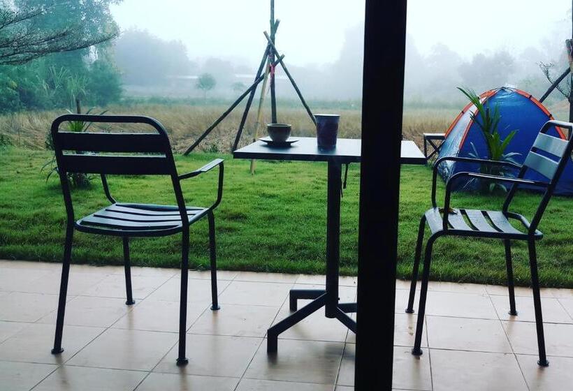 אתר נופש Chill House Mae Sariang