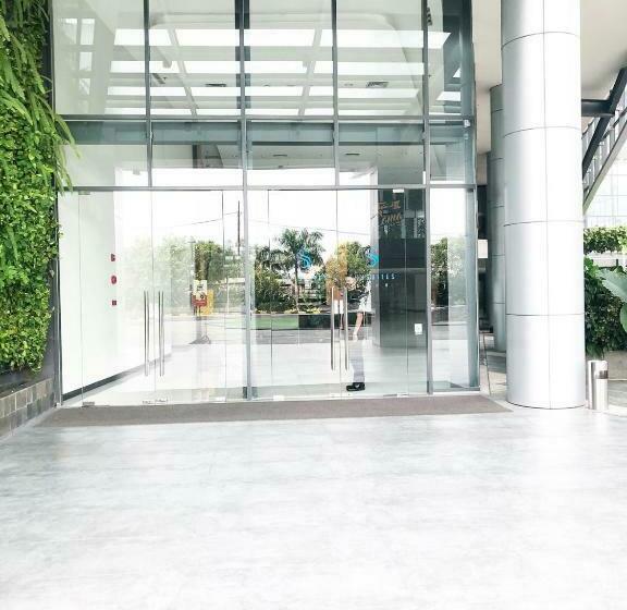 Skysuites Residence