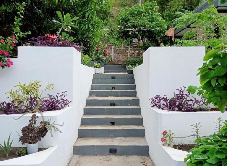 住宿加早餐  Baywalk Suites Batangas