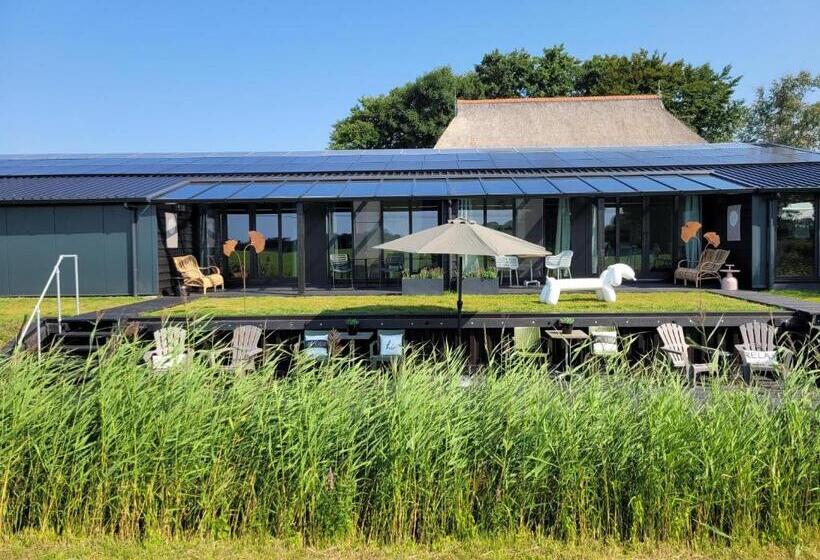 مبيت وإفطار Hippe Schuur