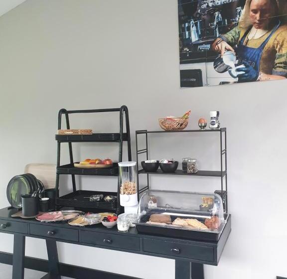 مبيت وإفطار Hippe Schuur