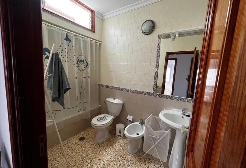 تختخواب و صبحانه Sarah Kite Ii Vv, Room 3