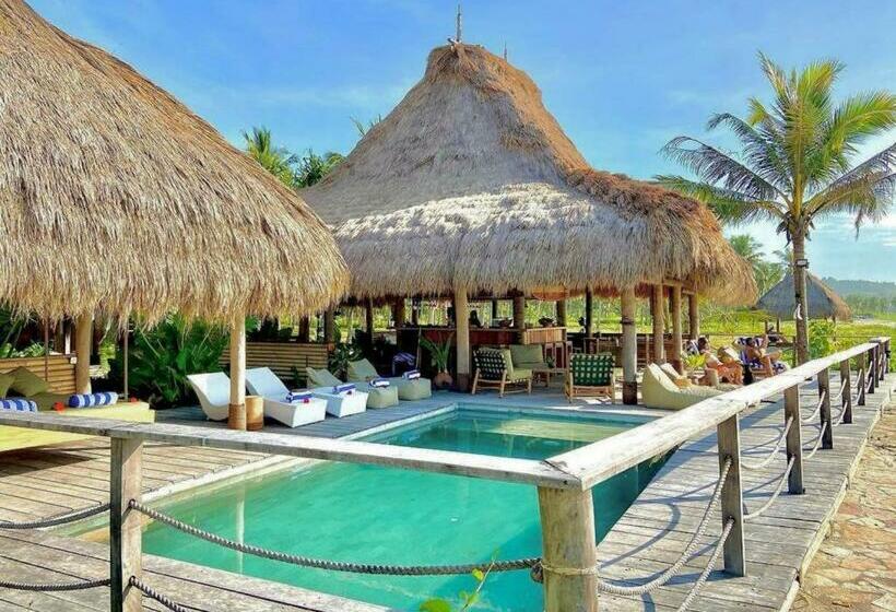 Отель Sumba Beach House