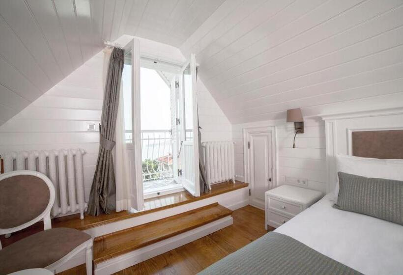 Triada Hotel Buyukada