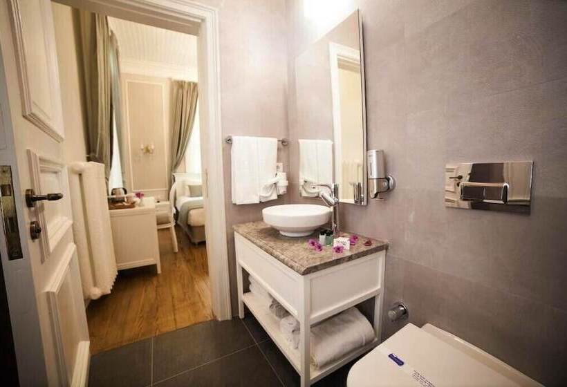 Triada Hotel Buyukada