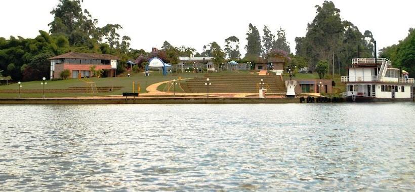 هتل Club Nautico Acuarela