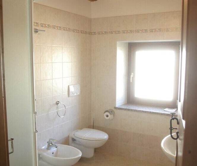 בית מלון כפרי Albergo Diffuso Altopiano Di Lauco