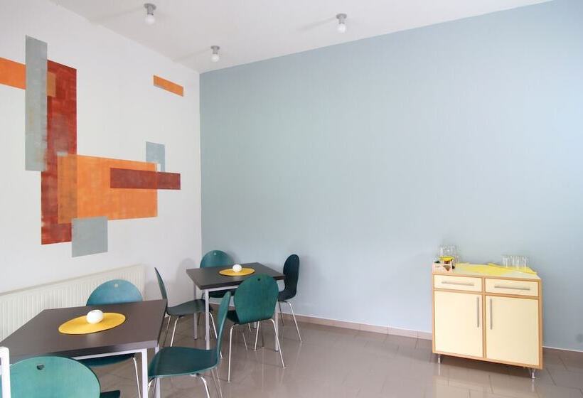 בית מלון כפרי Gästehaus Am Lausitzring