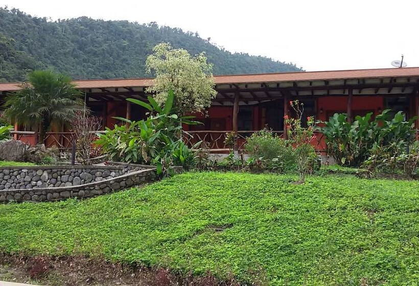 هتل Mindo Río Hostería