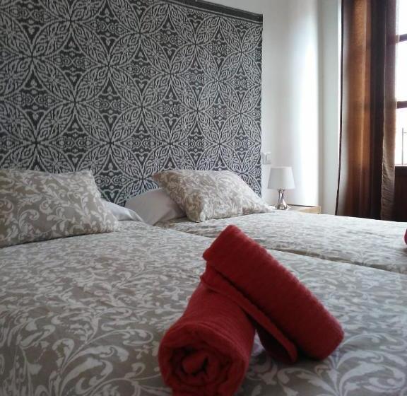 Dos Torres Pilar Suites  Pilares Vistas A La Ofrenda 3 Balcones A Calle Alfonso I