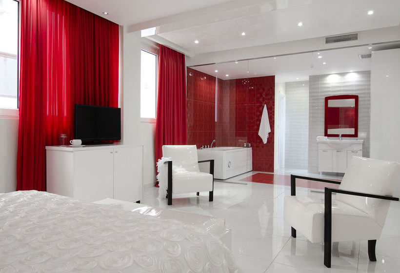 בית מלון כפרי Athens Status Suites