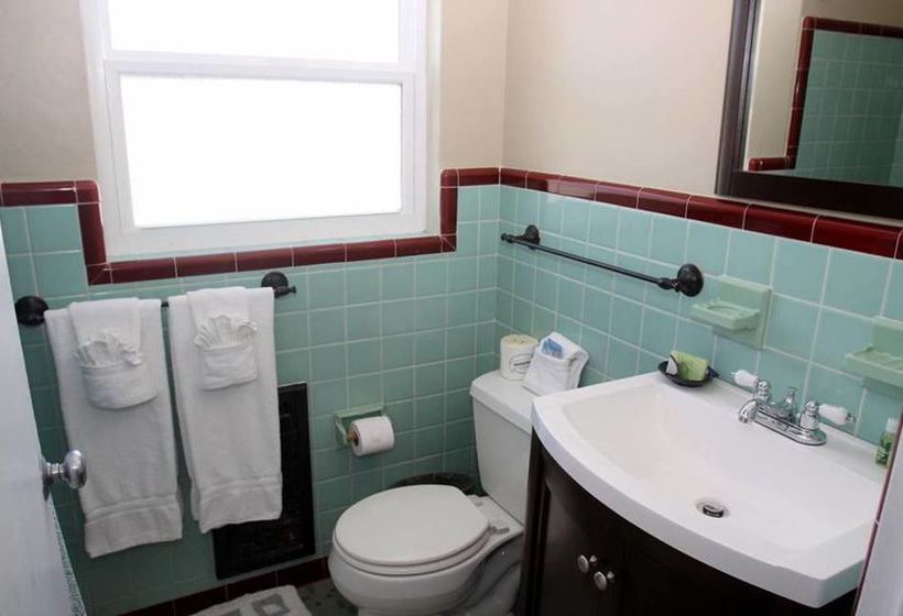 فندق Bamboo Beach Club