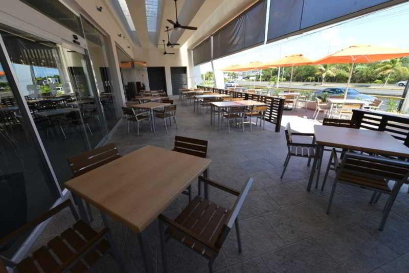 בית מלון כפרי Four Points By Sheraton Cancun Centro