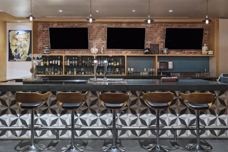 בית מלון כפרי Four Points By Sheraton Cancun Centro