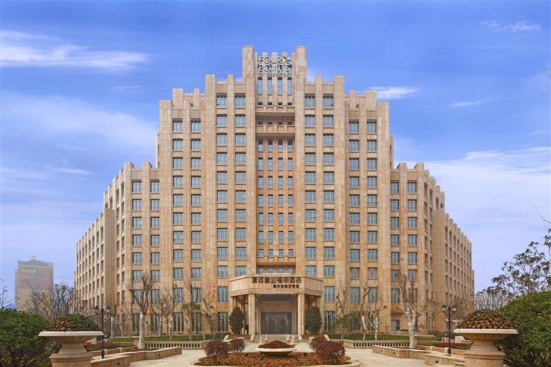 Отель Four Points By Sheraton Luohe