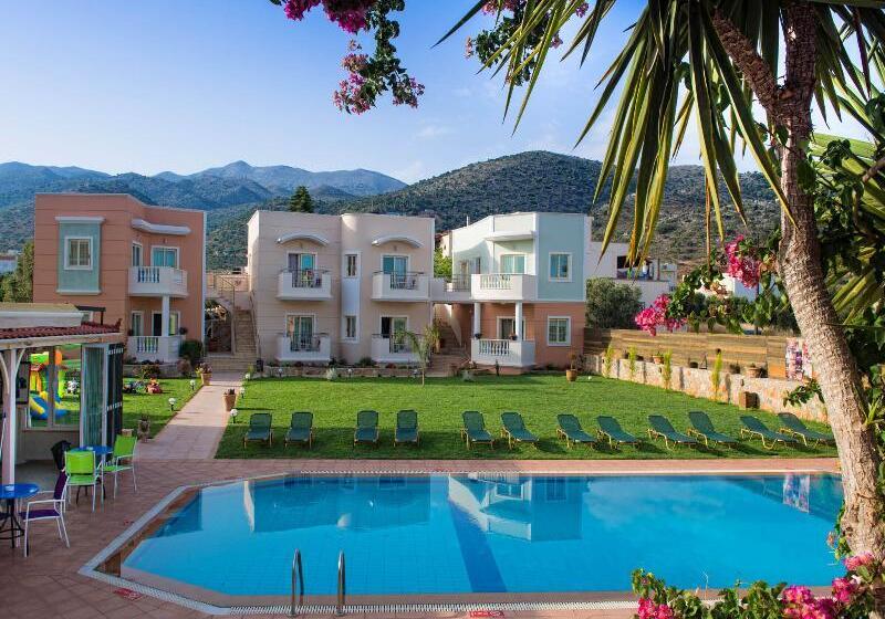 Отель King S Village Apartments