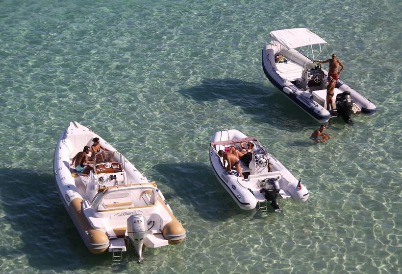 هتل Le Cale D'otranto Beach Resort