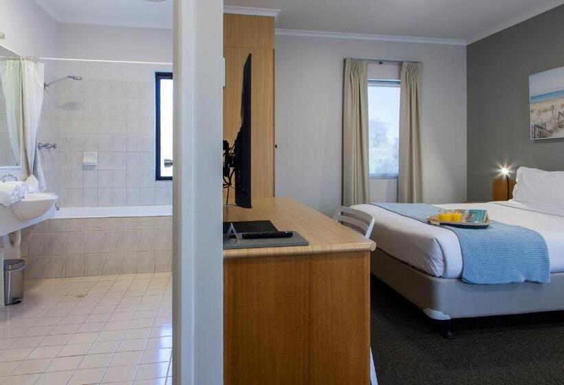 Kings Park Motel