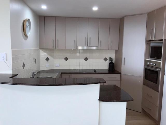 Meridian Alex Beach Apartments