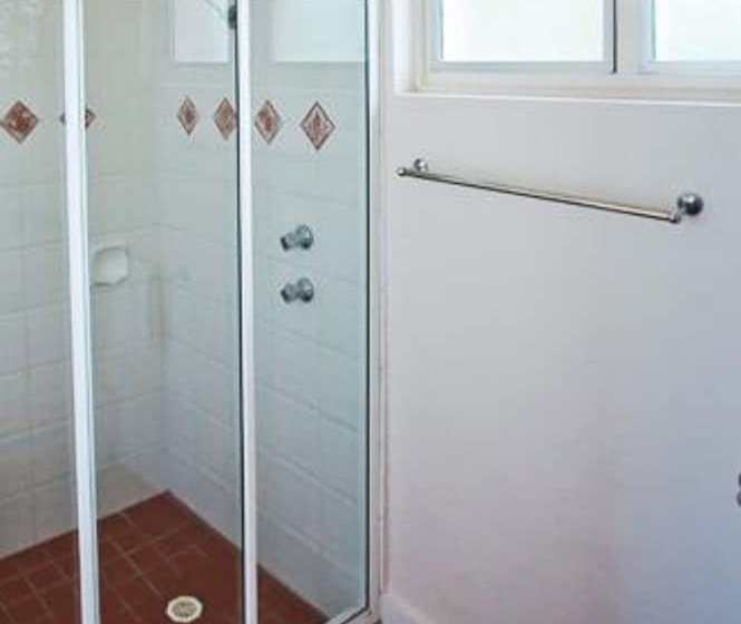فندق على الطريق Abbotsleigh Motor Inn